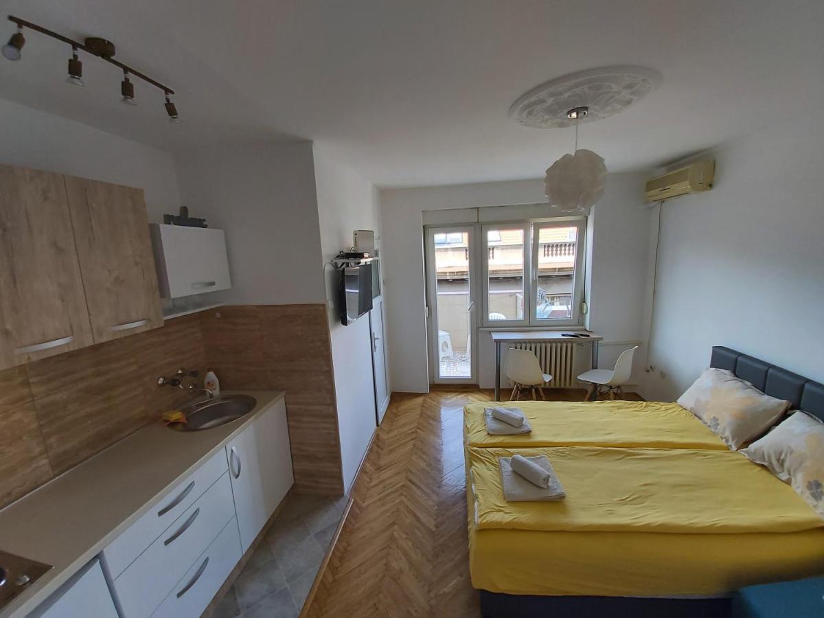 Studio 17 Beograd Ngoại thất bức ảnh